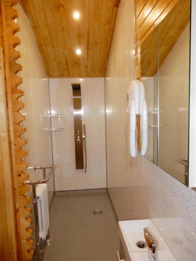 Balmoral Studio Lodge Ellesmere Bagian luar foto